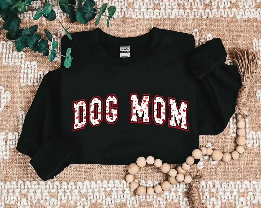 Dog Mom w/Hearts Crewneck Sweatshirt Uppercrufts